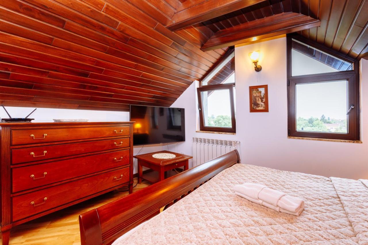Ole Apartment - Get Your Energy For Free! Coffee And Tea On The House Тимишоара Экстерьер фото
